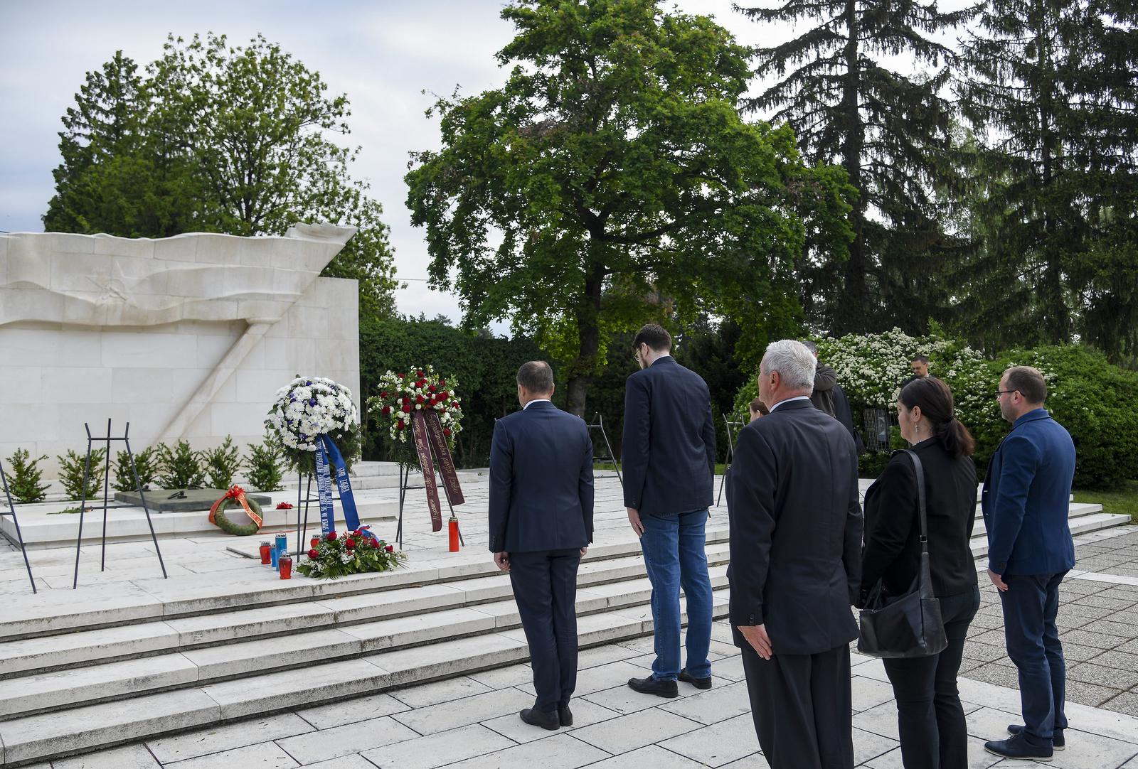 Zagreb: Delegacija SDP-a položila vijence povodom Dana Europe i Dana pobjede nad fašizmom