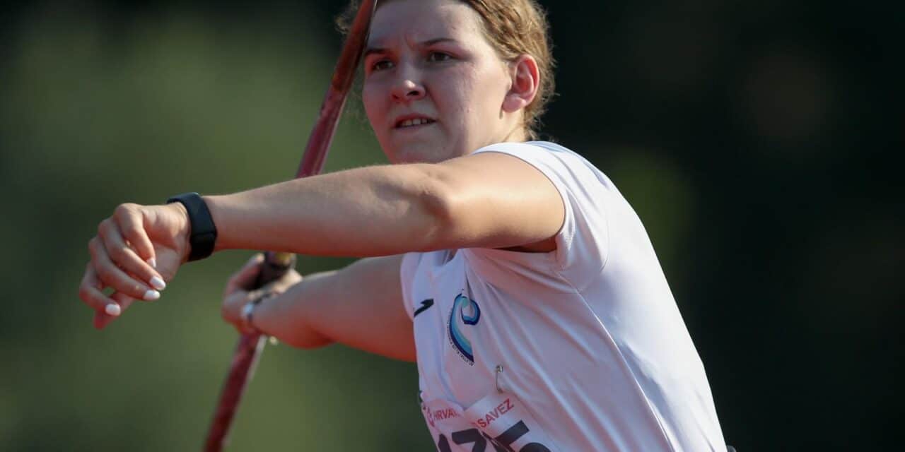 laura štefanec