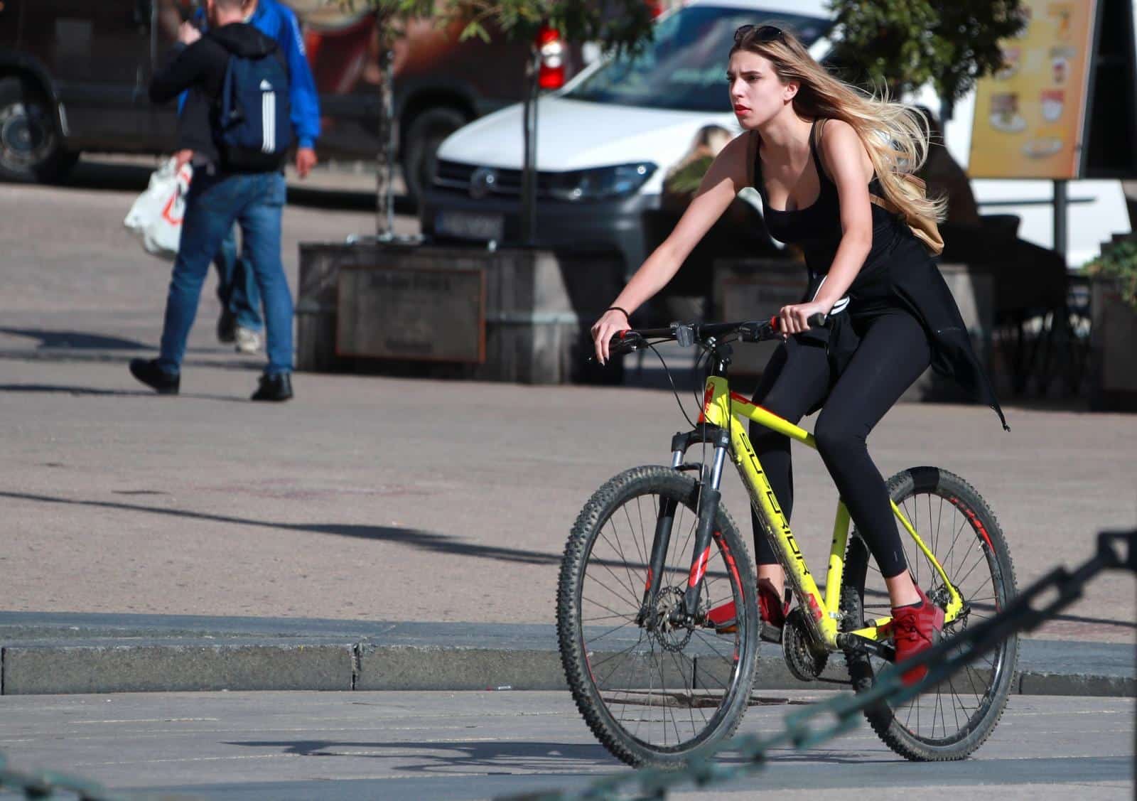 Zagreb: Centar grada pun je zgodnih djevojaka