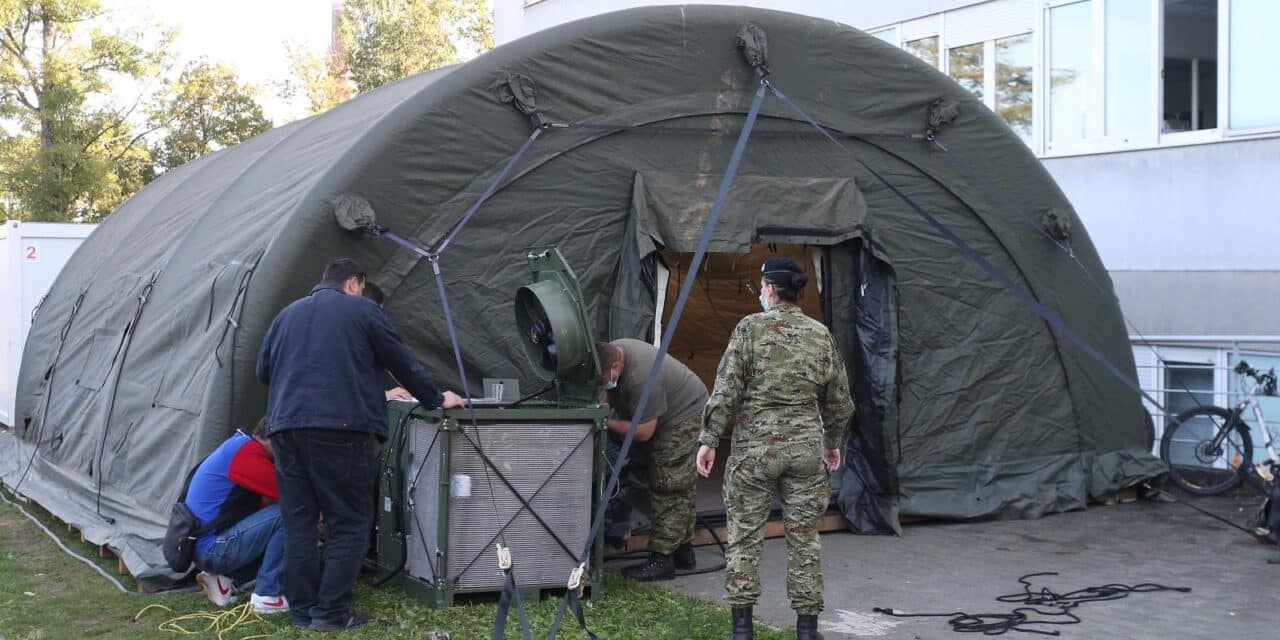Zagreb: Hrvatska vojska postavila šatore ispred Rebra