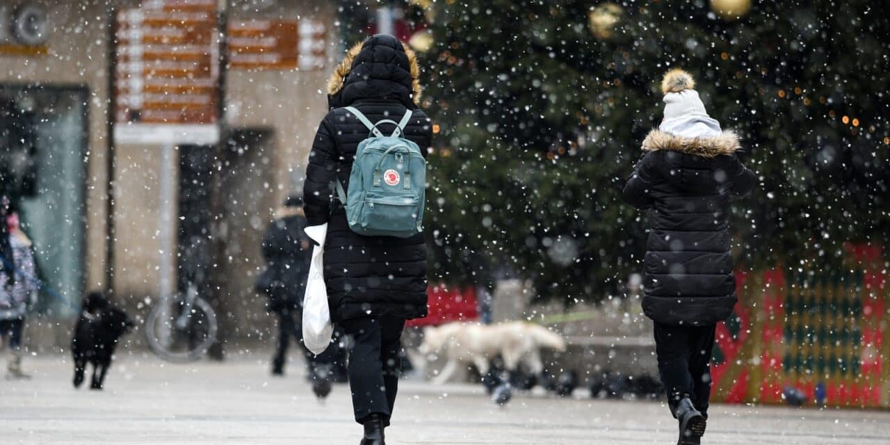 Zagreb: Snijeg u centru grada