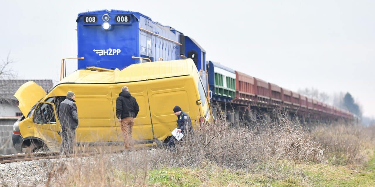 Vlak naletio na kombi u blizini Varaždina