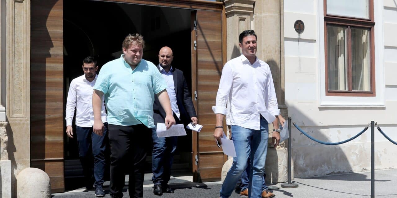 Predstavnici Koordinacije ugostitelja Hrvatske predali u Banskim dvorima svoje zahtjeve Vladi