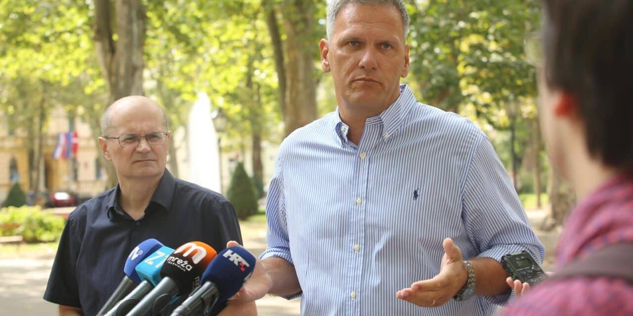 Zagreb: Zastupnici HSLS-a komentirali javni prijevoz i ZG Holding