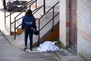 Pula: Pronašli mrtvo tijelo na ulazu zgrade