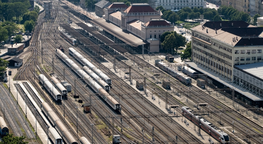 Zagreb: Pogled na grad s terease Rooftop Lateral bara