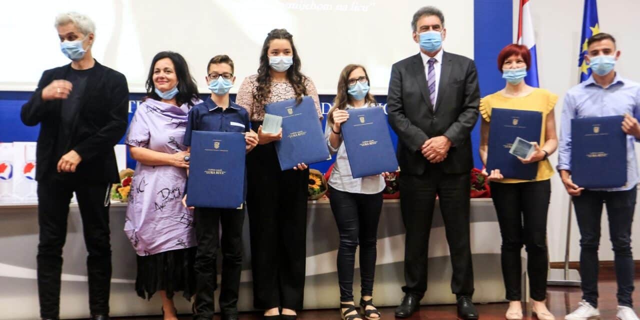 Godišnja nagrada Luka Ritz za promicanje tolerancije i škole bez nasilja