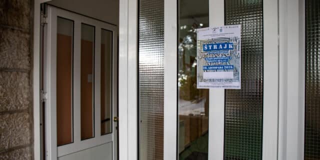 U Dubrovačko-neretvnskoj županiji nastavljen prosvjed prosvjetnih radnika