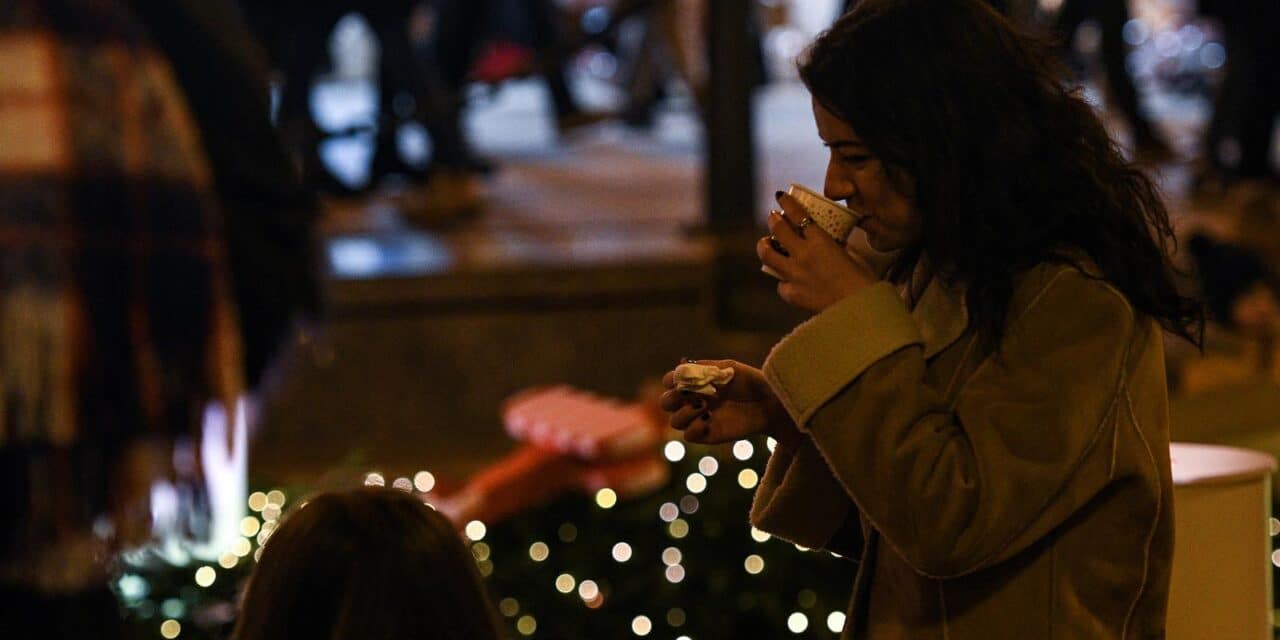 Advent u Zagrebu privukao velik broj posjetitelja u centar grada