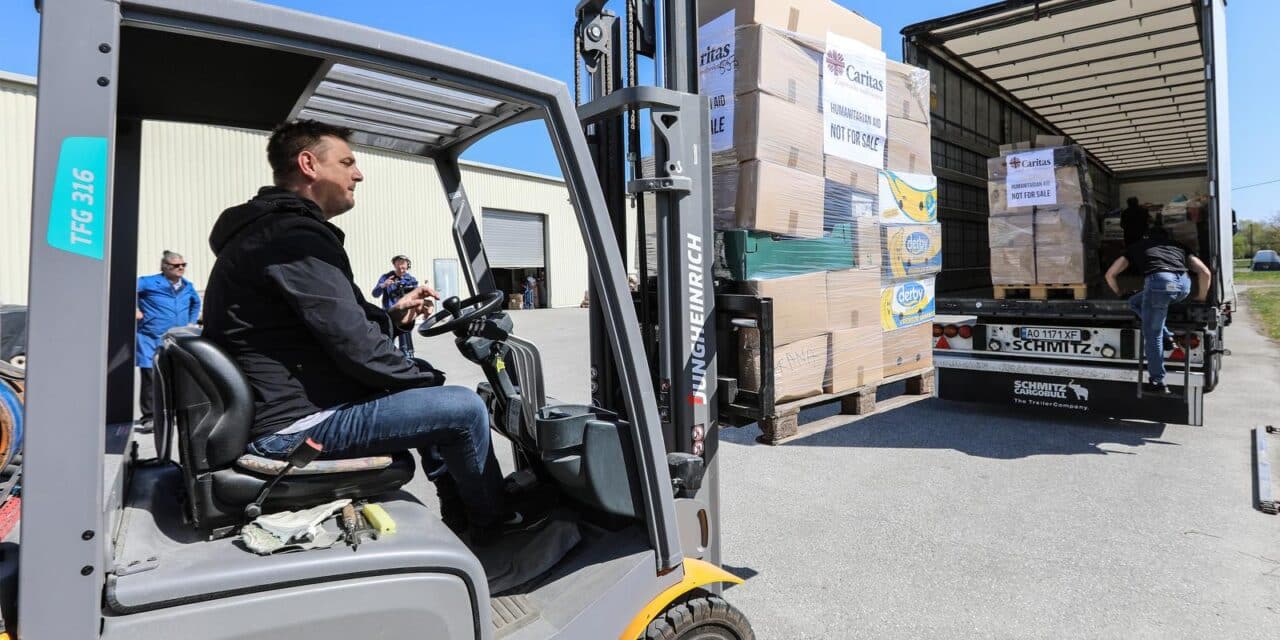 Zagreb: Caritas Zagrebačke nadbiskupije otpremio 43 paleta humanitarne pomoći za Ukrajinu