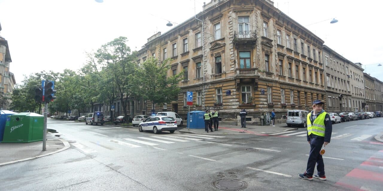Zagreb: U centru grada sudarila se dva automobila
