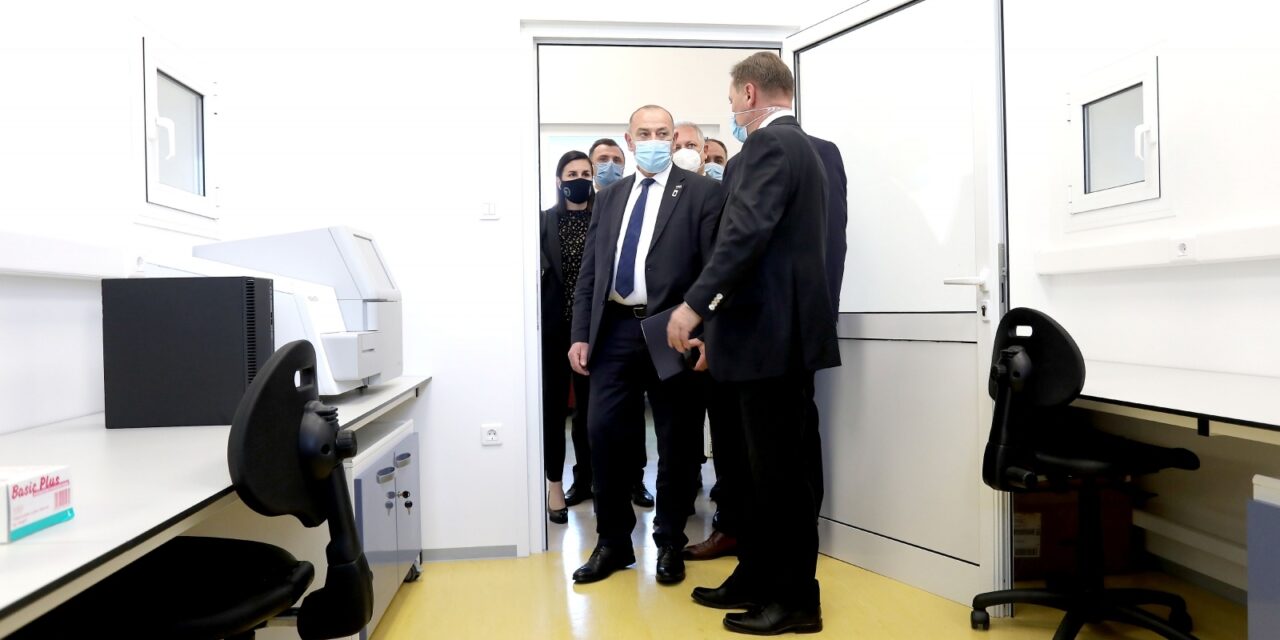 Zagreb: Tomo Medved na otvorenju novouređenog DNA laboratorija