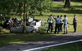 Zagreb: Na Jarunuskom jezeru automobilom se zaletio u stup i poginuo