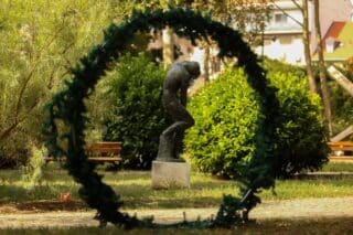 Hrvatske skulpture u dvorištu Akademije likovnih umjetnosti u Zagrebu