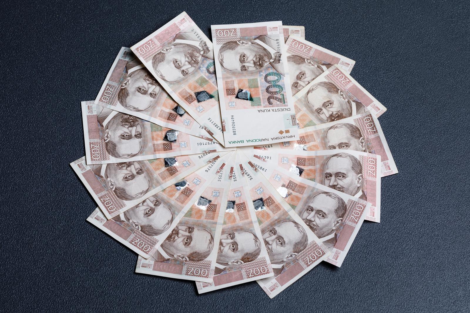 Hrvatska euro uvodi već 2023.