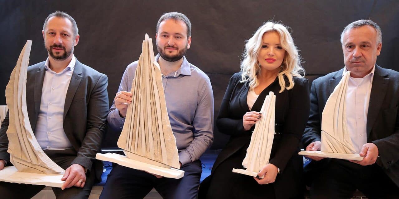 Zagreb: Vrbovčanin Mata CROata predstavio “Jedrenjak života” na Pariškom jesenskom salonu