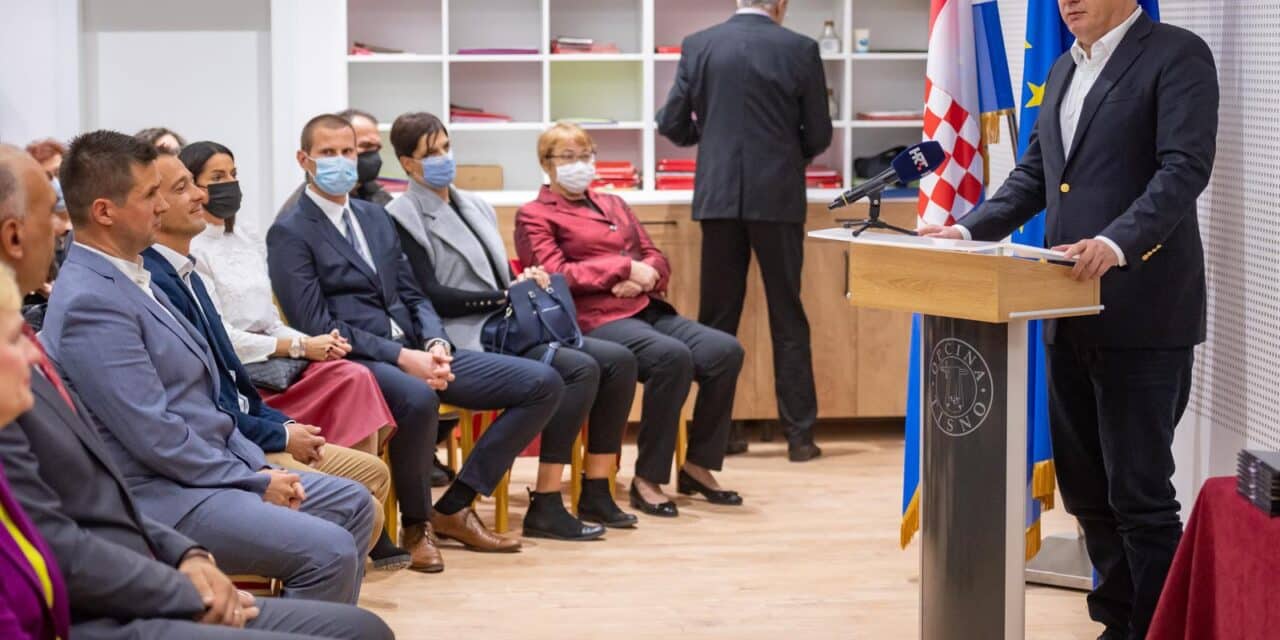 Svečana sjednica Općinskog vijeća općine Tisno povodom obilježavanja Dana Općine