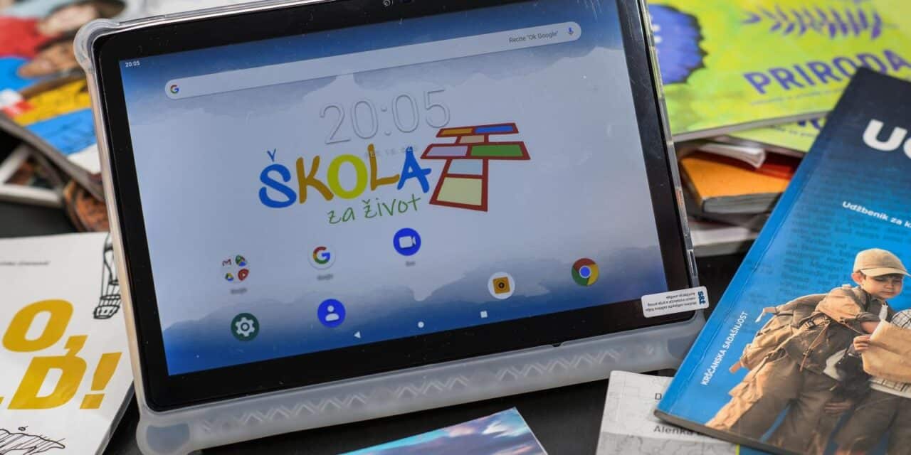 Školarci će tijekom sljedećih dana pratiti nastavu putem tableta