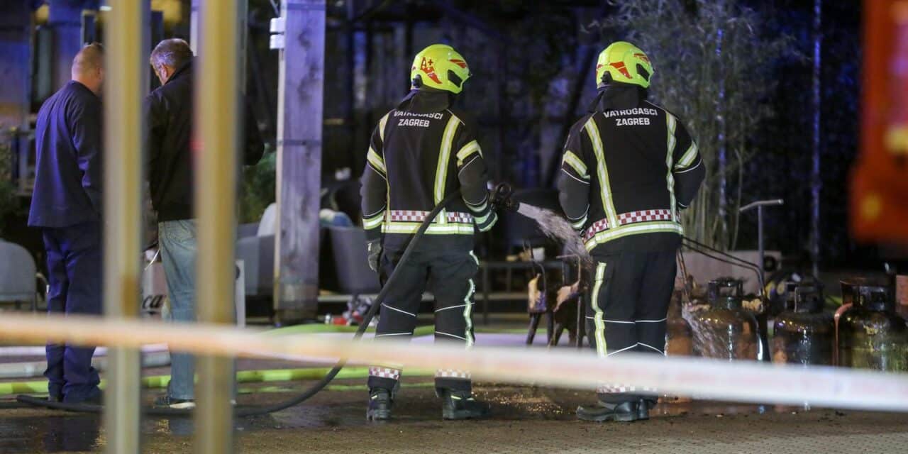 Zagreb: Vatrogasci ugasili požar koji je izbio na Trgu bana Josipa Jelačića