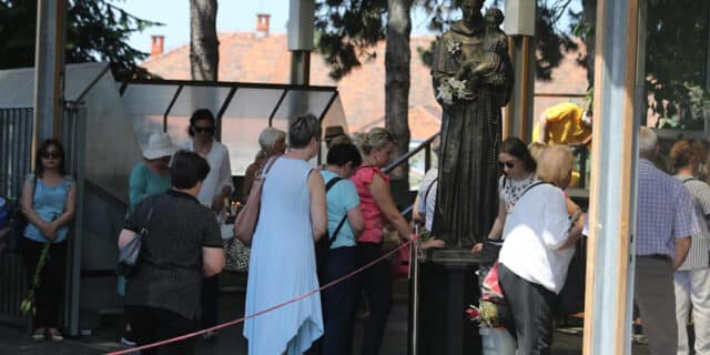 Zagreb: Proslava blagdana svetog Antuna Padovanskog na Svetom duhu