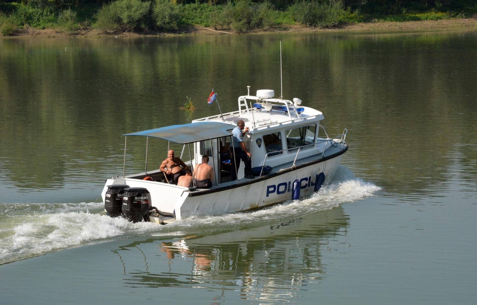 Slavonski Šamac: Potraga za nestalim u Savi