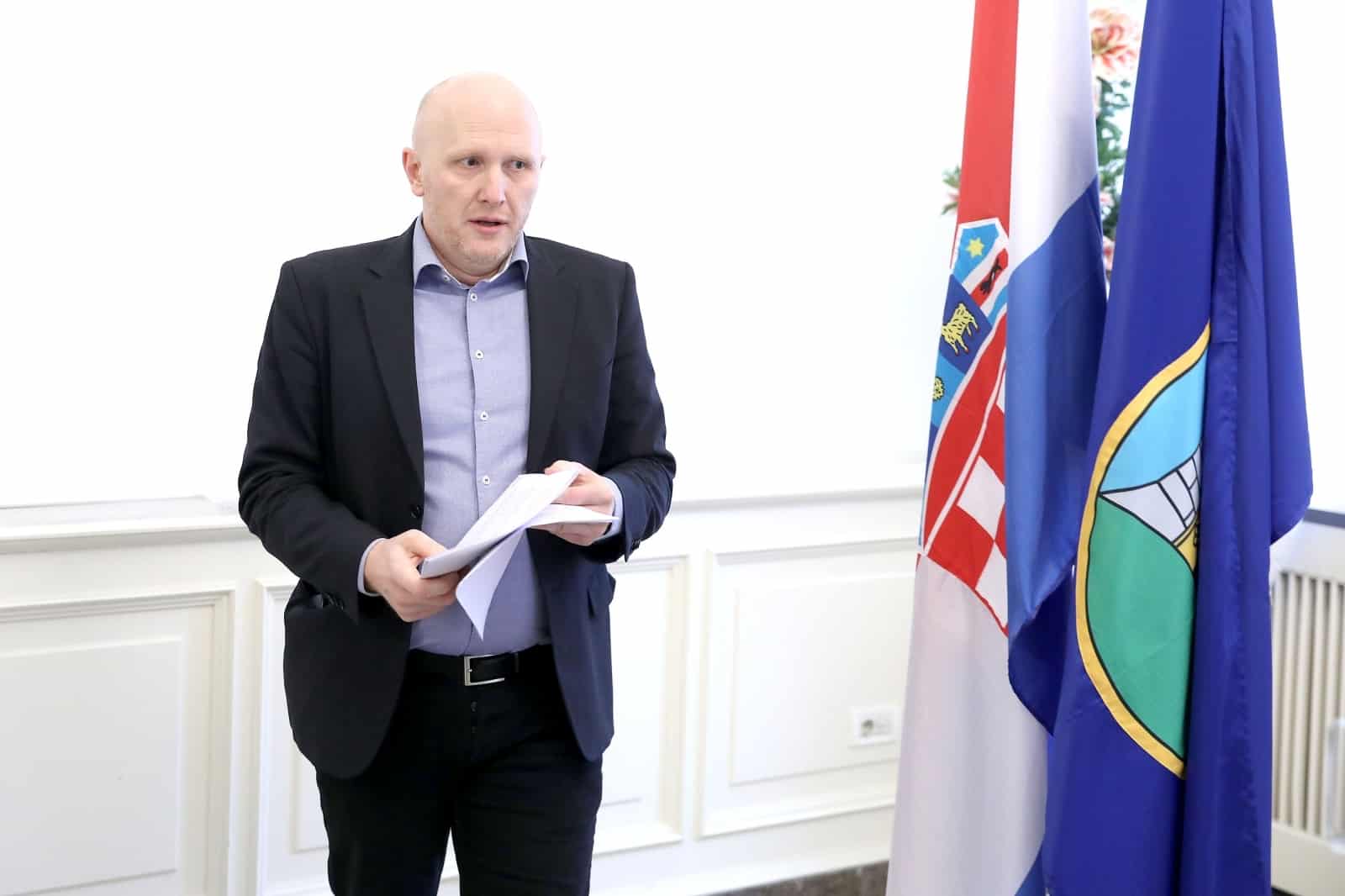 Zagreb: Petek održao konferenciju za medije o kriterijima Bandića i zdravstevnim ustanovama