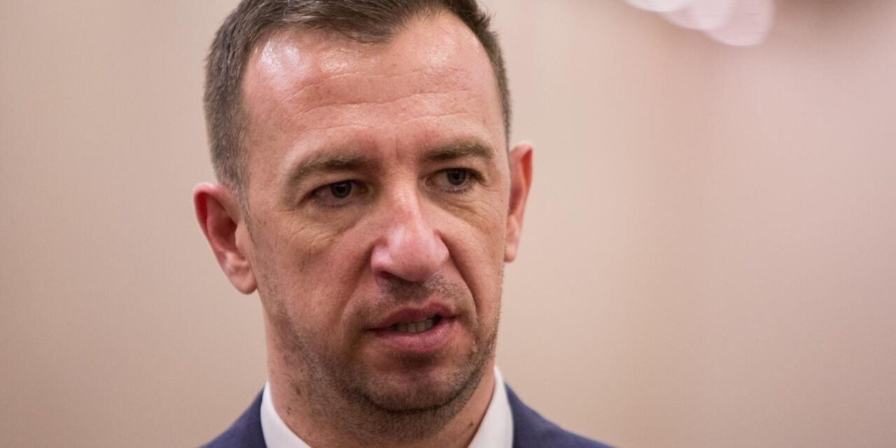 nikola mažar