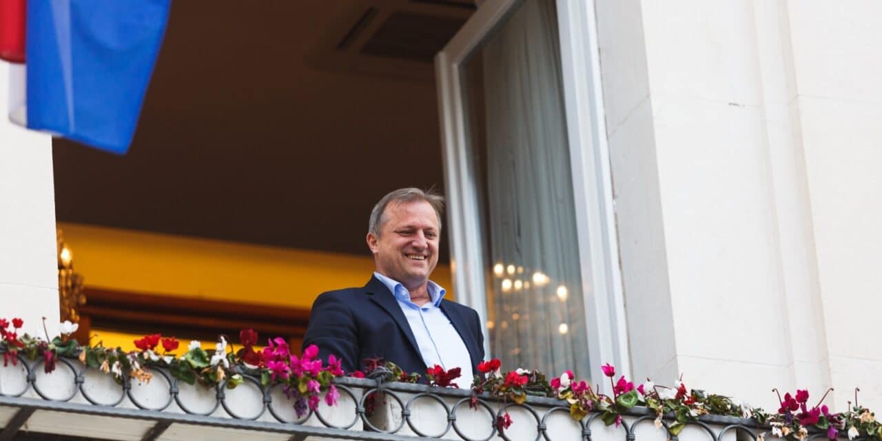 Zadarske maskare preuzele su vodstvo nad gradom