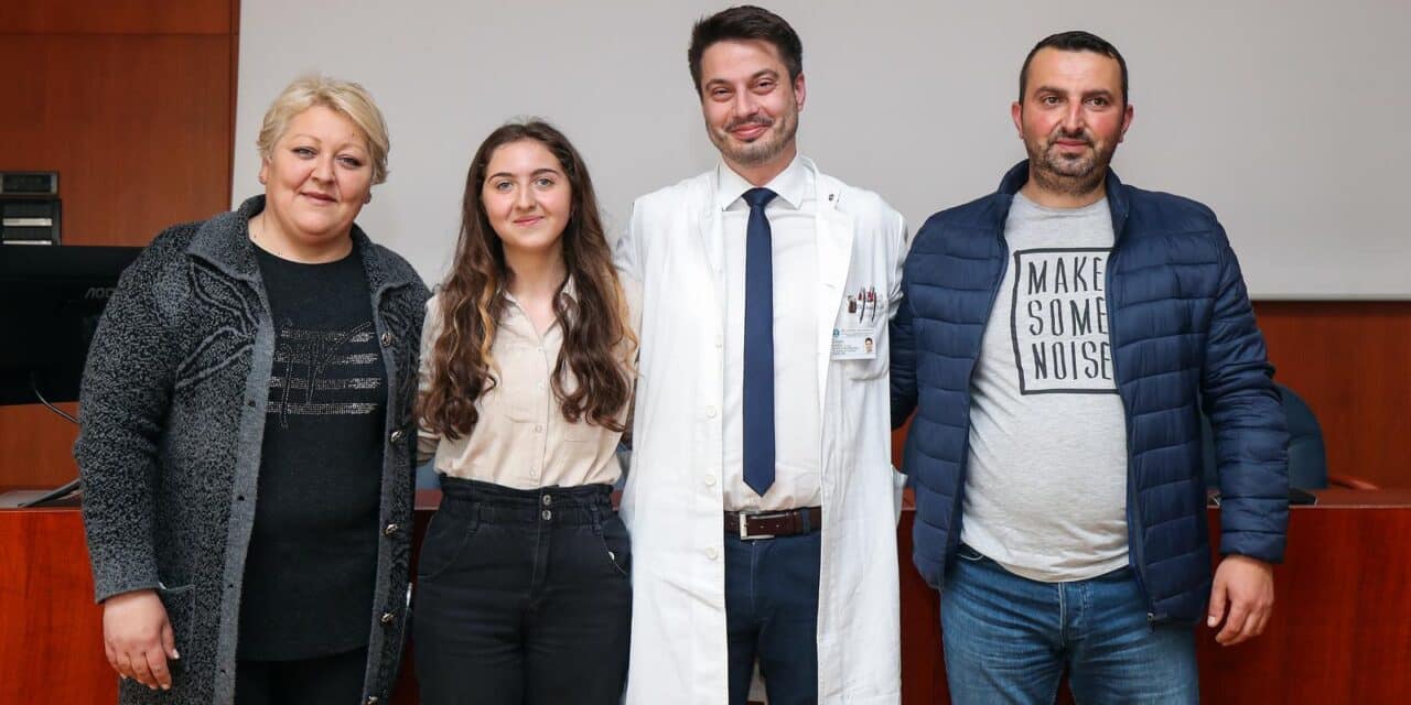 Po prvi put u Hrvatskoj izvedena implantacija uređaja za rehabilitaciju sluha i rekonstrukcija uški na istom pacijentu