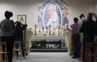 Zagreb: Kardinal Josip Bozanić predvodio je euharistijsko slavlje na veliki četvrtak