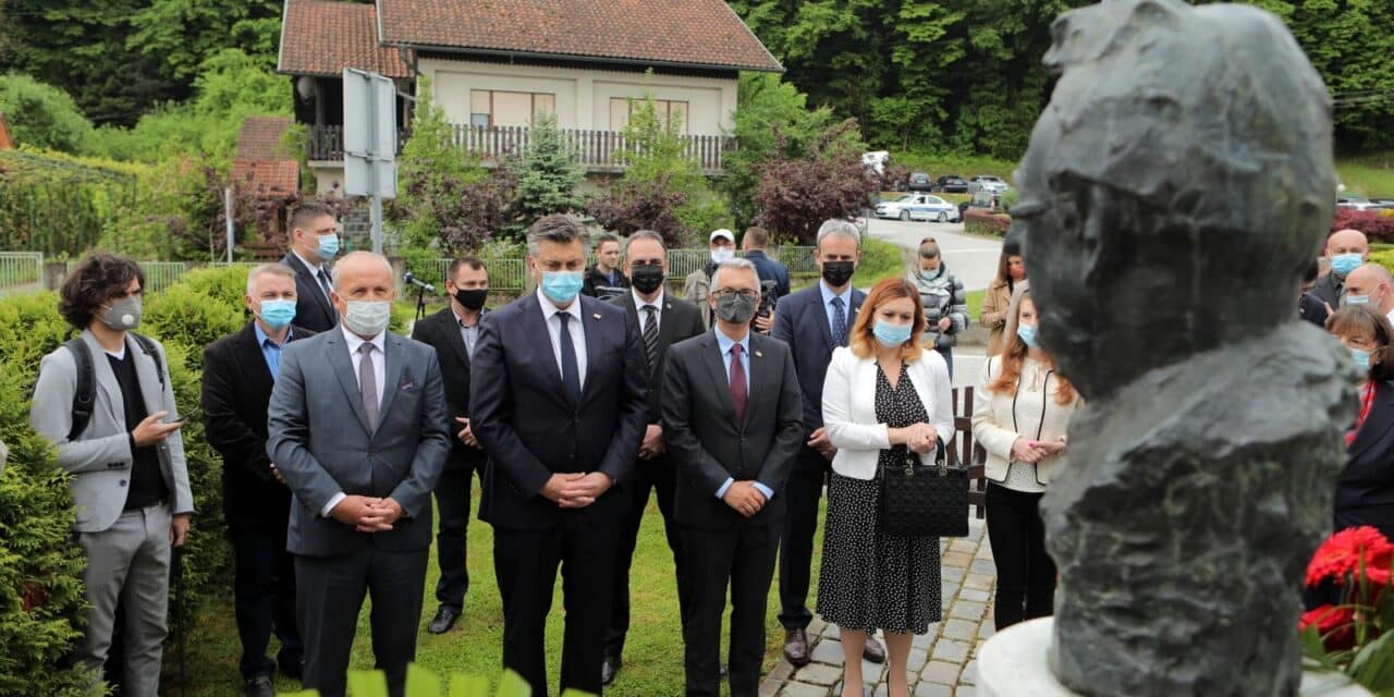 Veliko Trgovišće: Izaslanstvo HDZ-a obilježilo 99. obljetnicu rođenja dr. Franje Tuđmana