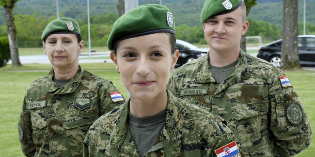 Petrinja: Svečano obilježena 30. obljetnica ustrojavanja 2. gbr Gromovi i 2. mb Gromovi