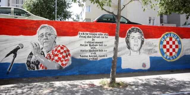 Split: Mural posvecen Oliveru Dragojeviću i Jurici Jerkoviću