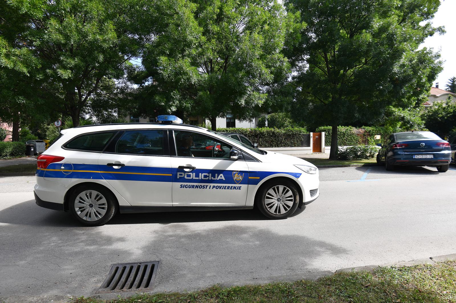 Tri osobe uhićene zbog sumnje da su primale i davale mito u vezi s korištenjem EU fondova