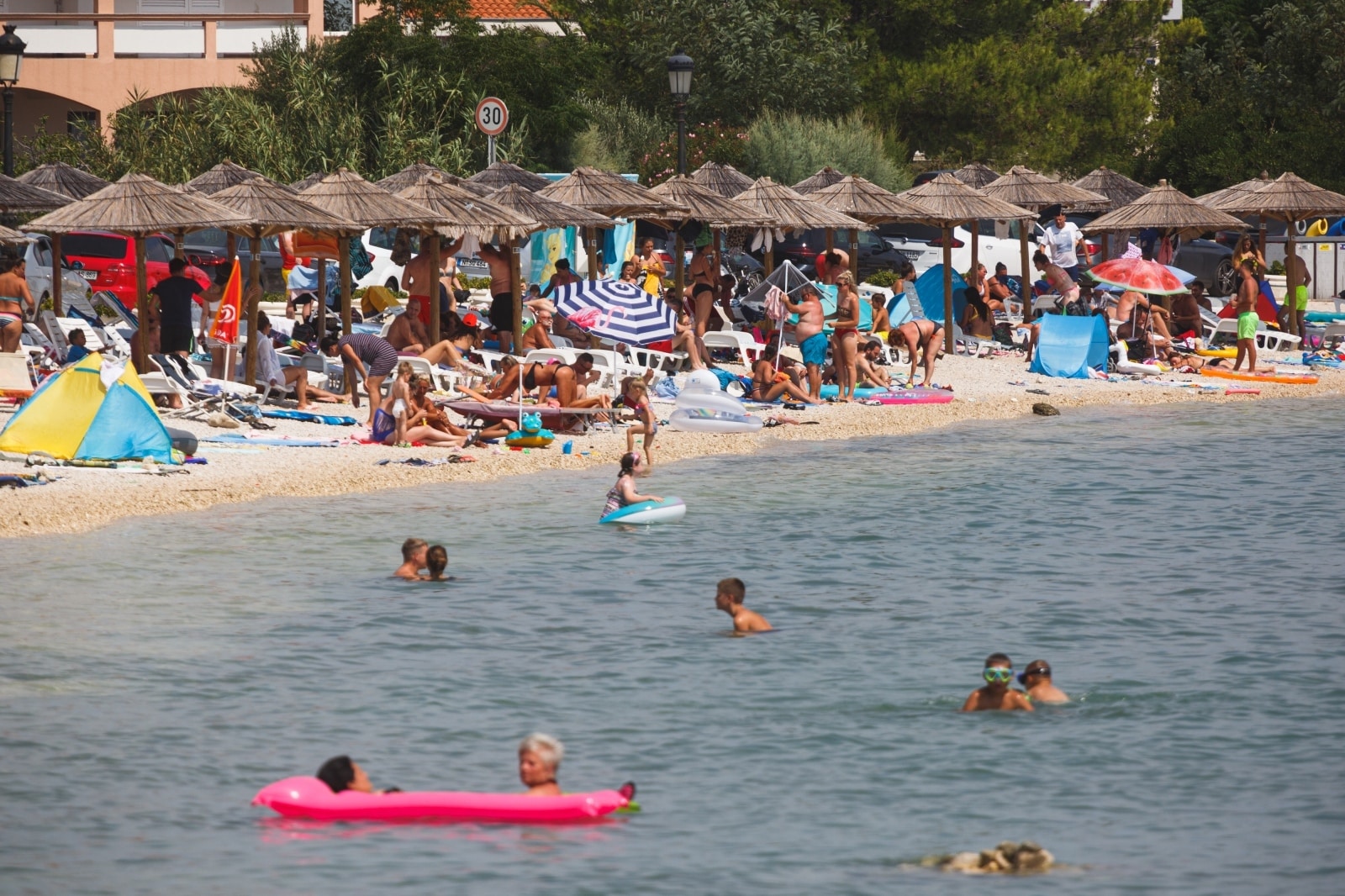 Plaže na otoku Viru