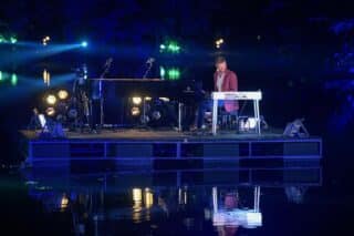 U povodu 225. obljetnice parka Maksimir Zvjezdan Ružić održao koncert na jezeru