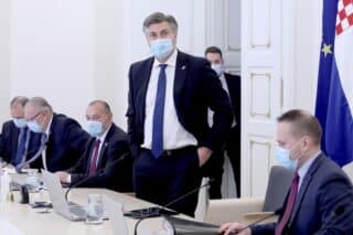 Zagreb: Na sjednici Vlade RH raspravljano o rekordnom broju oboljelih od koronavirusa
