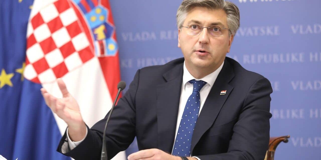 Zagreb: Andrej Plenković održao u Banskim dvorima konferenciju za medije