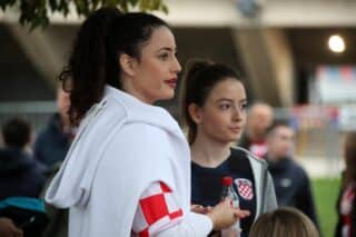 Split: Navijači se okupljaju uči početka utakmice između Hrvatske i Rusije