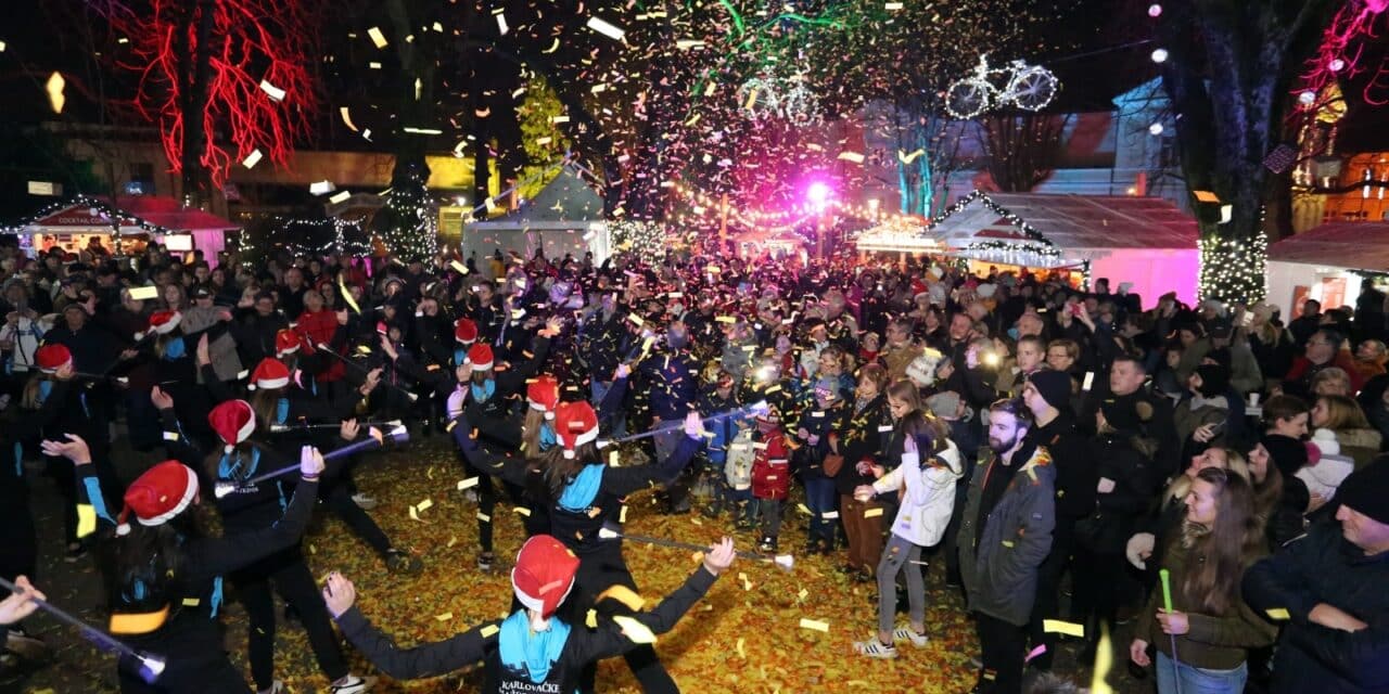 Svečano otvorenje Adventa u Karlovcu