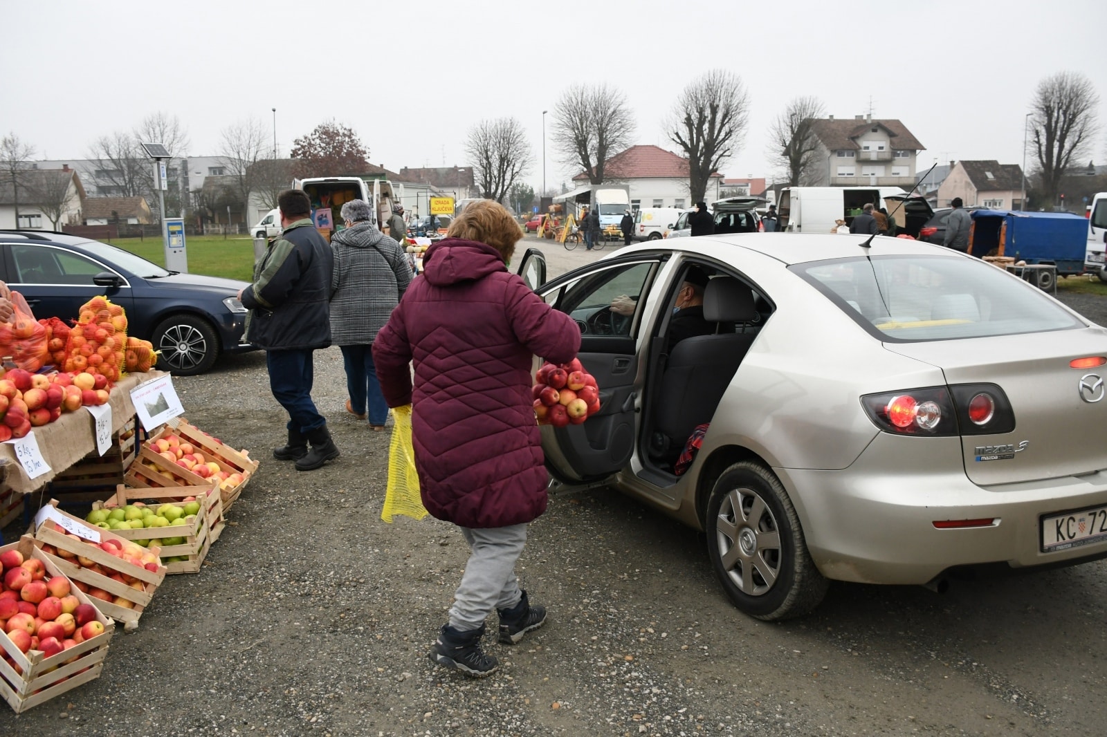 Koprivničko sajmište za građane pretvoreno u drive in nabavku potrepština