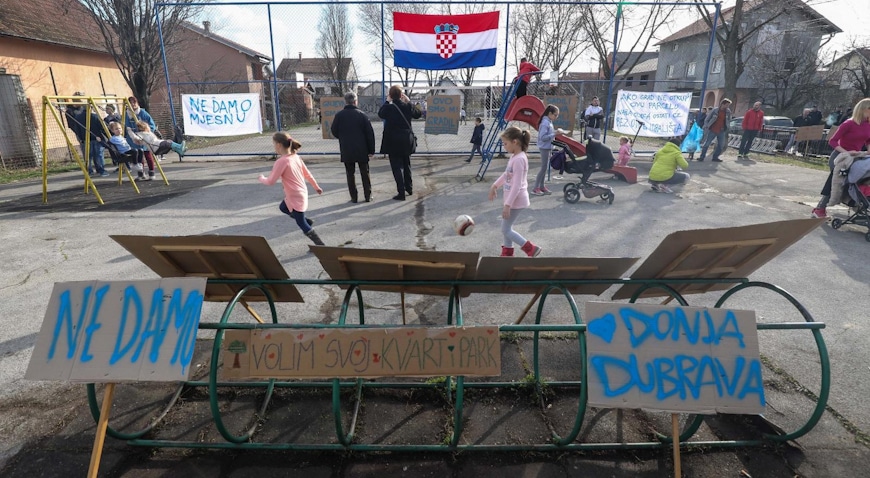 Zagreb: Stanovnici Dubrave prosvjedovali protiv rušenja parka u Vinodolskoj ulici