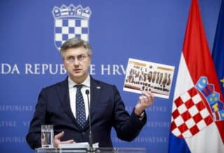 Premijer Plenković pokazao dijelove bombe s drona