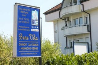 Zagreb: Troje ljudi zaraženo koronavirusom u Domu za starije i nemoćne