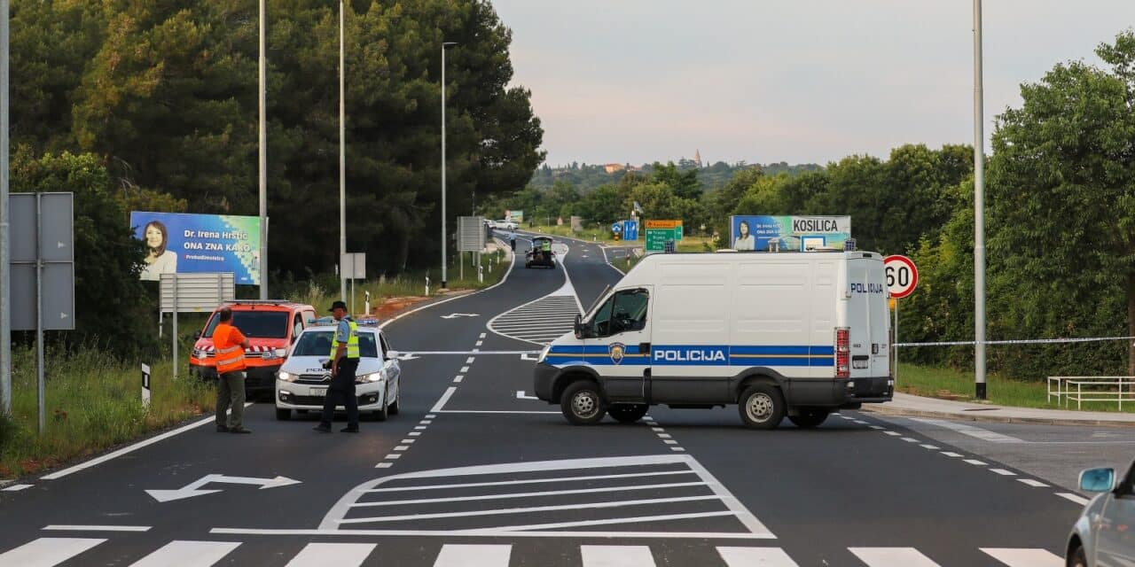 Dvije osobe na motociklu poginule na dionici ceste Rovinj-Kanfanar