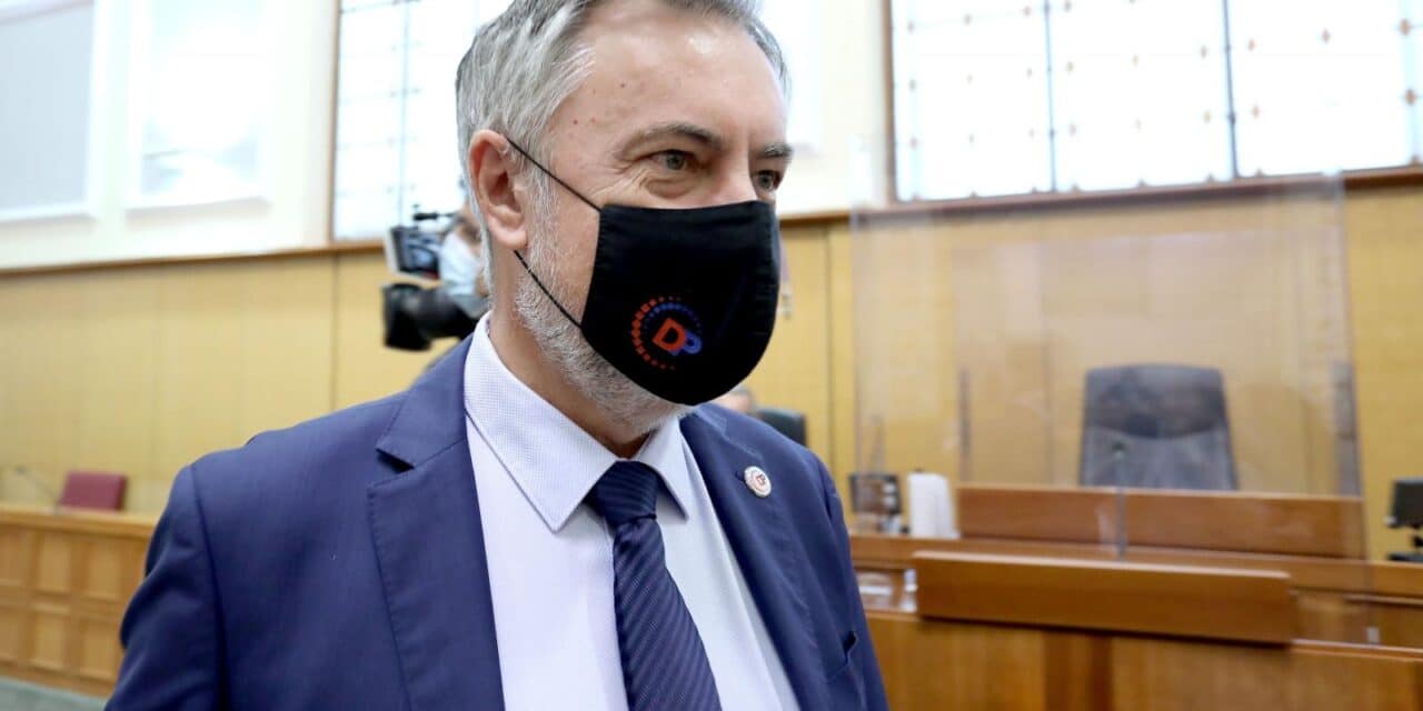 Zastupnici zaključuju 7.  sjednicu Sabora i odlaze na dvomjesečnu stanku