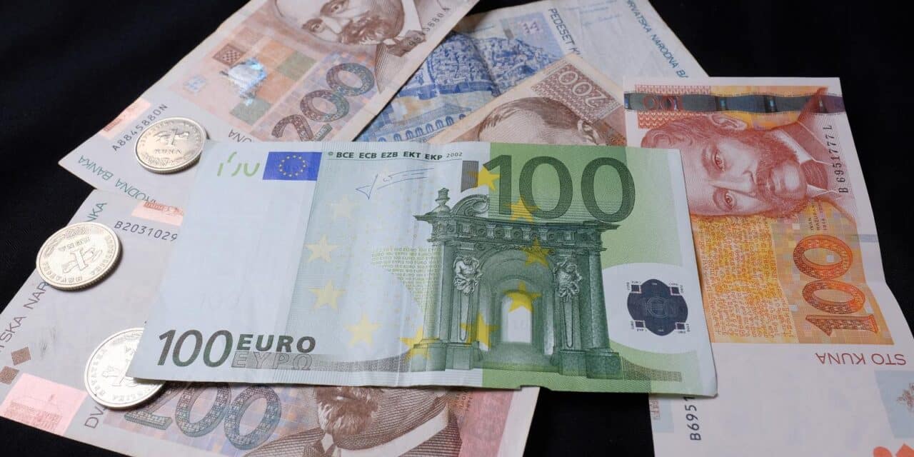 Kuna će biti zamijenjena eurom po fiksnom tečaju konverzije koji iznosi 7,53450 kuna za 1 euro