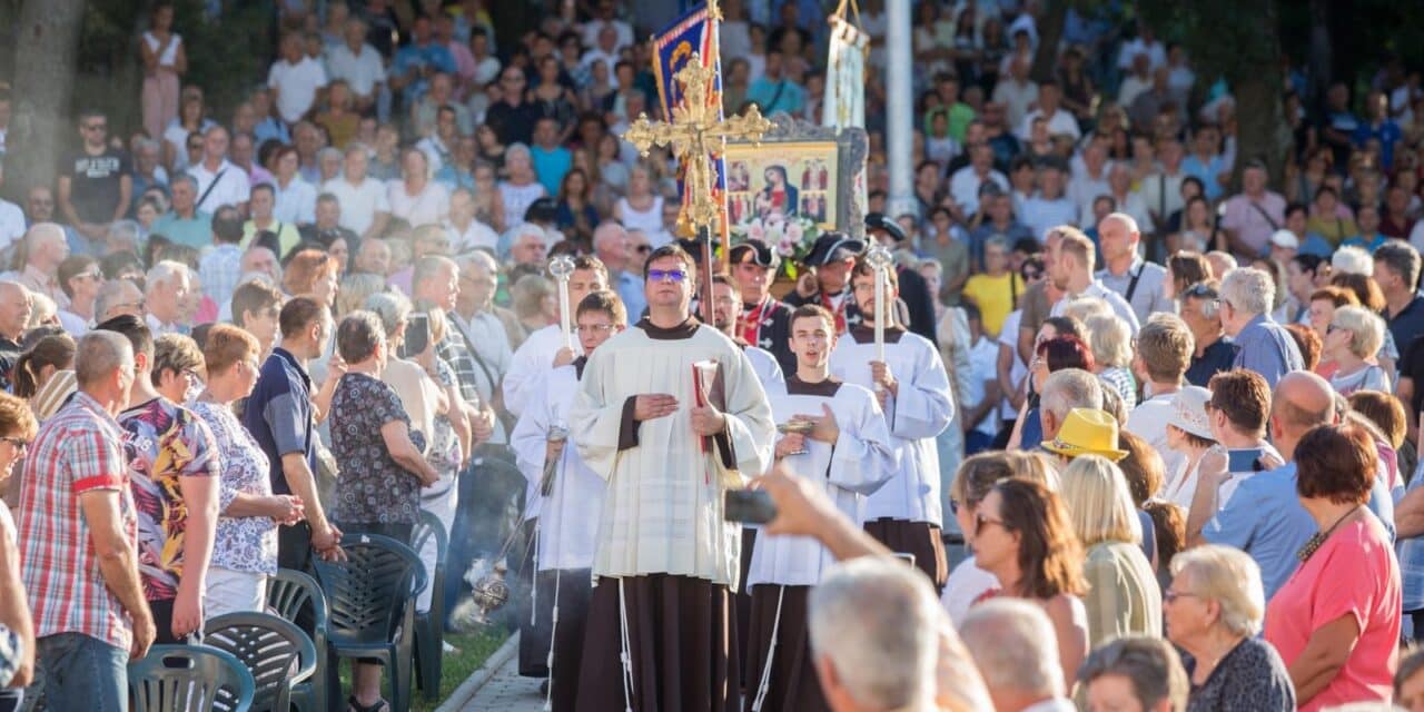 Rijeka: Predsjednica Grabar-Kitarović na proslavi Velike Gospe na trsatskom svetištu