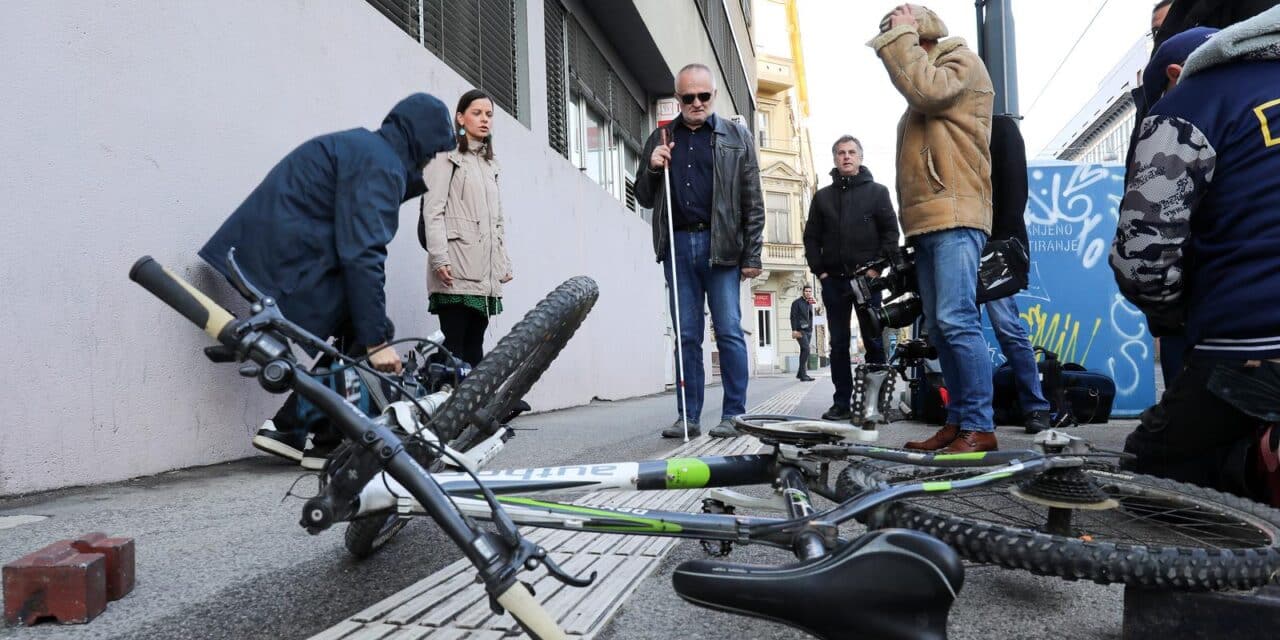 Zagreb: Hrvatski savez slijepih obilježava Međunarodni dan bijelog štapa