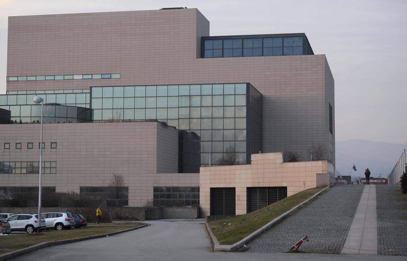 PXL_160218_19708793